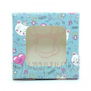 กล่องบราวนี่ 1 ชิ้น เจาะหน้า ลายแมวฟ้า BB16 รหัส PBN3S0610